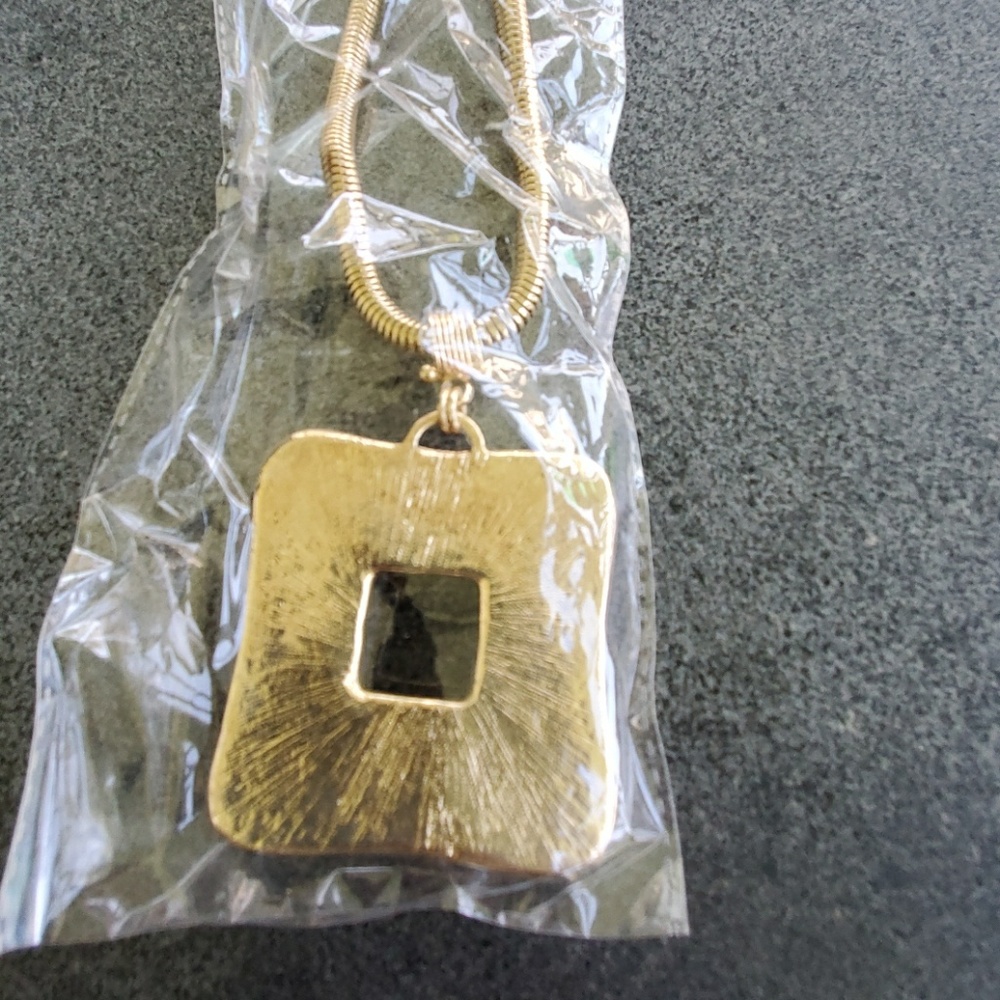 Necklace - Picture 4 of 5